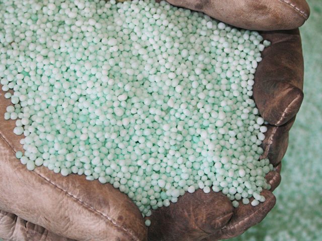 ESN Smart Nitrogen Granules